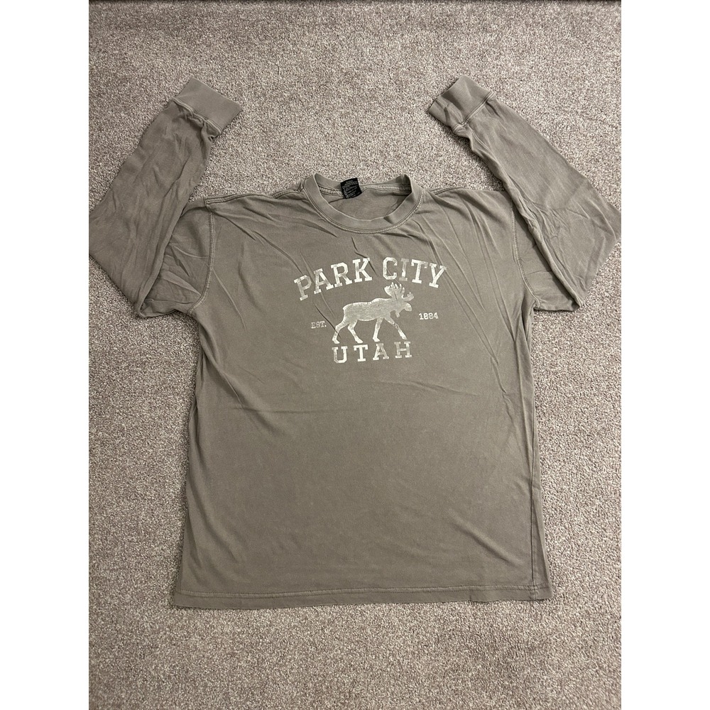 High Camp Outfitters T-Shirt Mens XL Brown Park City Utah Moose Long Sleeve Good
